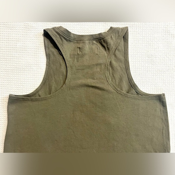 Hollister Women’s Olive Green Tank Top with Lace Hem Size XS - Picture 13 of 13